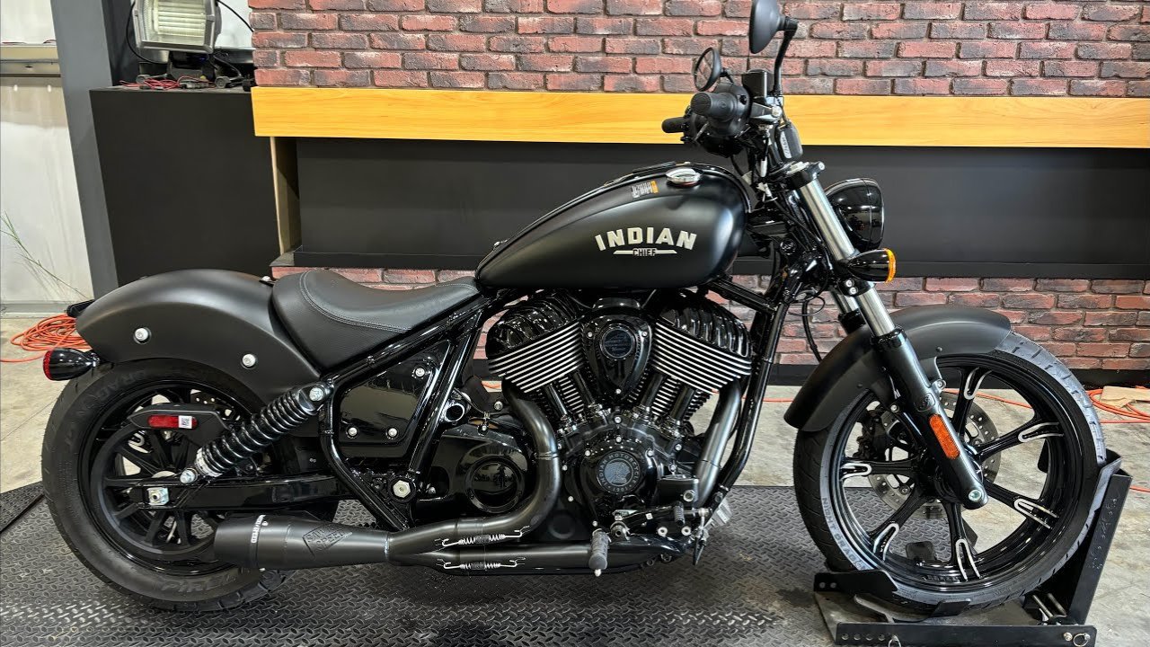 Indian Chief Dark Horse हुई लॉन्च,1890cc इंजन और स्मार्ट फीचर्स के साथ सिर्फ 20.20 लाख में ले जाइये घर