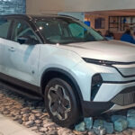 Tata Harrier EV पहुंची डीलरशिप पर, जल्द शुरू होगी डिलीवरी, ये SUV फुल चार्ज पर देगी 622Km रेंज