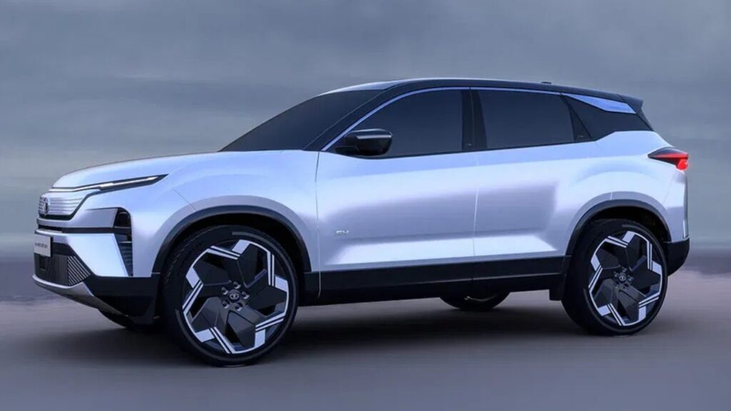 Tata Harrier EV पहुंची डीलरशिप पर, जल्द शुरू होगी डिलीवरी, ये SUV फुल चार्ज पर देगी 622Km रेंज